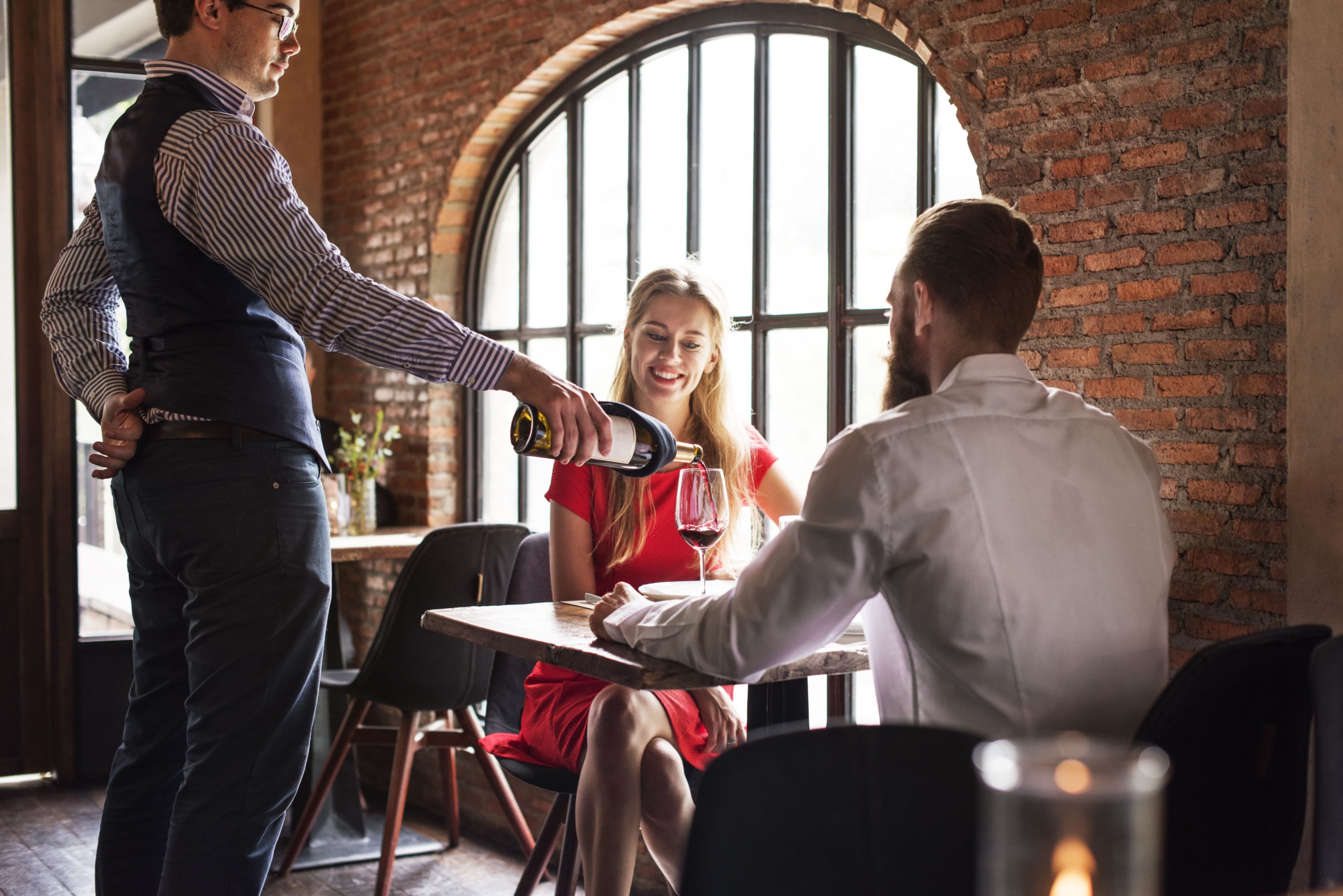 Les défauts du vin : comment les reconnaître (et que dire au restaurant)